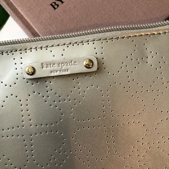 kate spade Handbags - Kate Spade | Silver Metro Spade Large Clutch Pouch